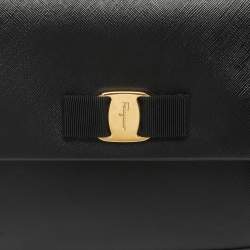 Pre Owned Salvatore Ferragamo Black Leather Carrie Top Handle Bag