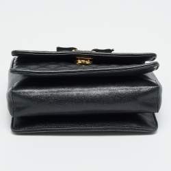 مملوكة مسبقًا Salvatore Ferragamo Ginny Black Quilted Leather Shoulder Bag