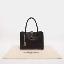 مملوكة مسبقًا حقيبة يد سالفاتوري فيراغامو مارلين جلد كحلية