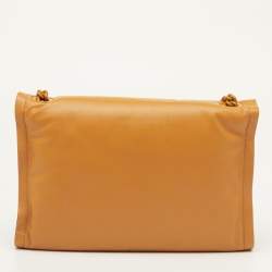 مملوكة مسبقًا Salvatore Ferragamo Viva Bow Mustard Padded Leather Shoulder Bag