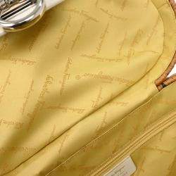 مملوكة مسبقًا حقيبة يد سالفاتوري فيراغامو جانشيني خوص بيضاء