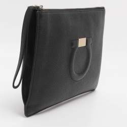 مملوكة مسبقًا حقيبة كلتش سالفاتوري فيراغامو حزام يد جلد أسود غانشيني