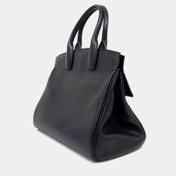 Pre Owned حقيبة سالفاتوري فيراغامو جلد سوداء "ستوديو"