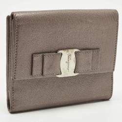 Pre Owned محفظة سالفاتوري فيراغامو فارا بو جلد موف فرنسية