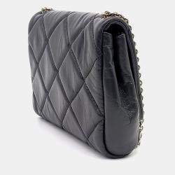 مملوكة مسبقًا Salvatore Ferragamo Black Leather Vara Crossbody Bag