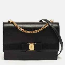 Pre Owned Salvatore Ferragamo Vara Bow Chain Black Leather Shoulder Bag