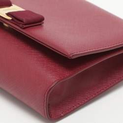 مملوكة مسبقًا حقيبة كتف سالفاتوري فيراغامو فارا بو جلد وردية