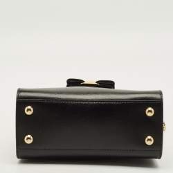 مملوكة مسبقًا Salvatore Ferragamo Vara Bow Black Leather Flap Top Handle Bag