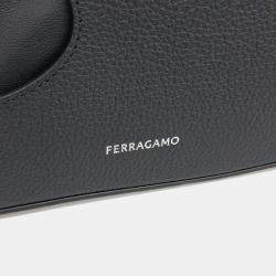 Pre Owned حقيبة كتف سالفاتوري فيراغامو جلد أسود