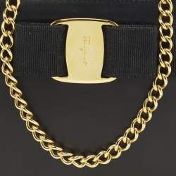 Pre Owned Salvatore Ferragamo Vara Vintage Black Leather Kisslock Clutch