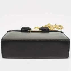 Pre Owned Salvatore Ferragamo Vara Vintage Black Leather Kisslock Clutch