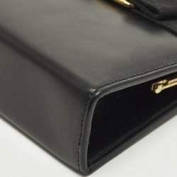 Pre Owned Salvatore Ferragamo Vara Vintage Black Leather Kisslock Clutch
