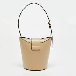 Pre Owned Salvatore Ferragamo Trifolio Beige Smooth Leather Shoulder Bag