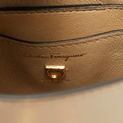 Pre Owned Salvatore Ferragamo Trifolio Beige Smooth Leather Shoulder Bag