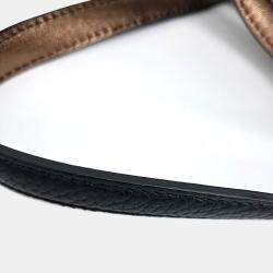 مملوكة مسبقًا Salvatore Ferragamo Black Leather Amy Small