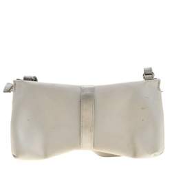 مملوكة مسبقًا Salvatore Ferragamo Silver Satin and Leather Bow Crossbody Bag