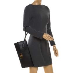 Pre Owned Salvatore Ferragamo Black Leather Afef Gancio Clutch