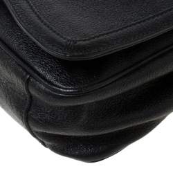 مملوكة مسبقًا Salvatore Ferragamo Black Leather Gancini Flap Shoulder Bag