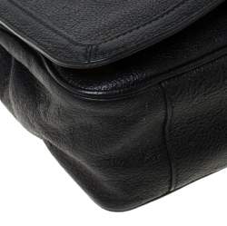 مملوكة مسبقًا Salvatore Ferragamo Black Leather Gancini Flap Shoulder Bag