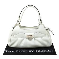 مملوكة مسبقًا Salvatore Ferragamo White Leather Satchel