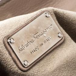 Pre Owned Salvatore Ferragamo Beige Leather Verve Tote