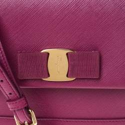 مملوكة مسبقًا Salvatore Ferragamo Hot Pink Leather Vara Top Handle Bag