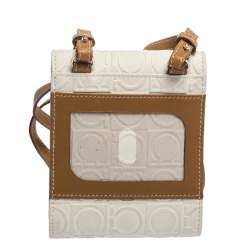 Pre Owned Salvatore Ferragamo White/Brown Gancini Embossed Leather Wallet Bag