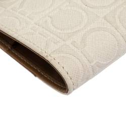 Pre Owned Salvatore Ferragamo White/Brown Gancini Embossed Leather Wallet Bag