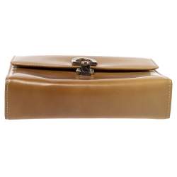 Pre Owned حقيبة كلتش سالفاتورى فيراغامو قلاب غانسيو صغيرة جلد كريمية 