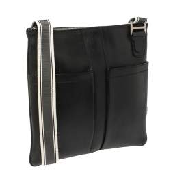 Pre Owned Salvatore Ferragamo Black Leather Messenger Bag