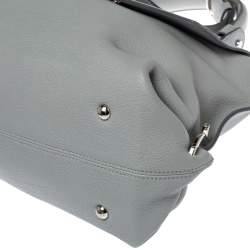 مملوكة مسبقًا حقيبة سالفاتوري فيراغامو سوفيا جلد رصاصي بيد علوية