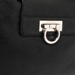 Pre Owned Salvatore Ferragamo Black Leather Fanisa Hobo