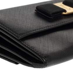 Pre Owned Salvatore Ferragamo Black Leather Vara Bow Double Flap Continental Wallet