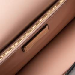 مملوكة مسبقًا Salvatore Ferragamo Black Patent Leather Vara Shoulder Bag