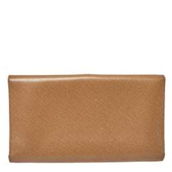 Pre Owned Salvatore Ferragamo Beige Leather Gancini Icona Continental Wallet