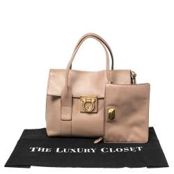 Pre Owned Salvatore Ferragamo Beige Leather Satchel