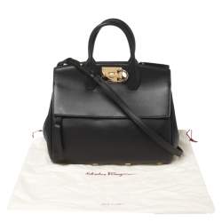 مملوكة مسبقًا Salvatore Ferragamo Leather Studio Tote