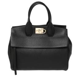 Pre Owned حقيبة يد توتس سالفاتوري فيراغامو ستديو جلد أسود متوسطة 