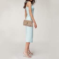 مملوكة مسبقًا Salvatore Ferragamo Beige Suede and Fabric Ginny Fringed Crossbody Bag