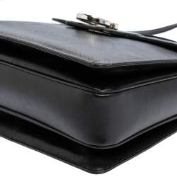 مملوكة مسبقًا حقيبة سالفاتوري فيراغامو جلد أسود قلاب مزين غانسيو يد علوية