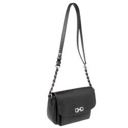 مملوكة مسبقًا حقيبة كروس سالفاتوري فيراغامو غانشيني جلد سوداء 