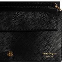 مملوكة مسبقًا محفظة بسلسلة سالفاتوري فيراغامو ميس فارا جلد أسود  