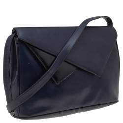 Pre Owned Salvatore Ferragamo Blue/Black Leather Flap Shoulder Bag