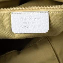 Pre Owned حقيبة يد سالفتوري فيراغامو جلد طباعة غانسيني أبيض/ أسود