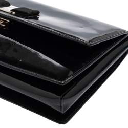 مملوكة مسبقًا محفظة بسلسلة سالفاتوري فيراغامو قلاب فيونكة فارا جلد لامع أسود