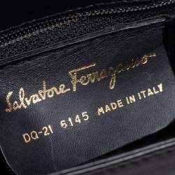 Pre Owned Salvatore Ferragamo Black Leather Vintage Flap-Lock Bucket Bag 