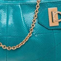 مملوكة مسبقًا Salvatore Ferragamo Teal Blue Lizard Embossed Gancini Chain Clutch