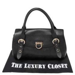 Pre Owned Salvatore Ferragamo Black Leather Gancio Flap Satchel