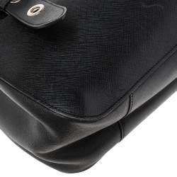 Pre Owned Salvatore Ferragamo Black Leather Gancio Flap Satchel