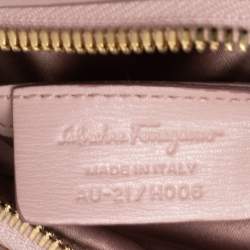 مملوكة مسبقًا حقيبة كروس كاميرا سالفاتوري فيراغامو غانسيني جلد وردي فاتح